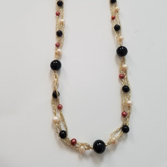 Woman's Long Necklace with Natural Pearl Black Onyx Silk thread - Picture 12 of 16